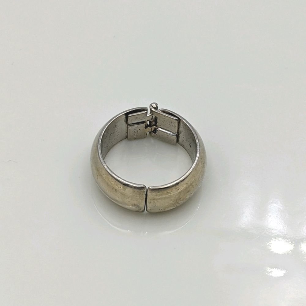 ✨3 for 25✨ Marino Silver Tone Hinge Vintage Ring